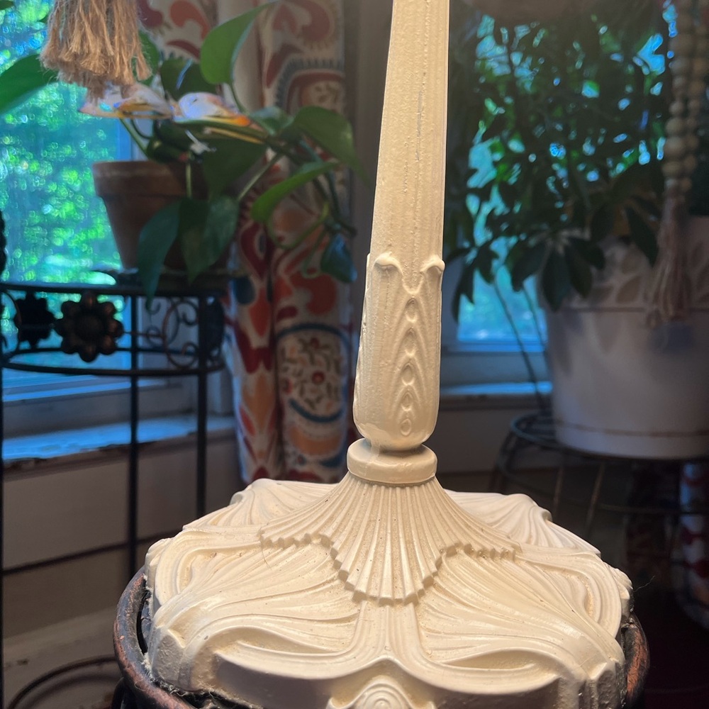 Cast iron Floral Patterned Table Lamp with Cream Base - Picture 2 of 3